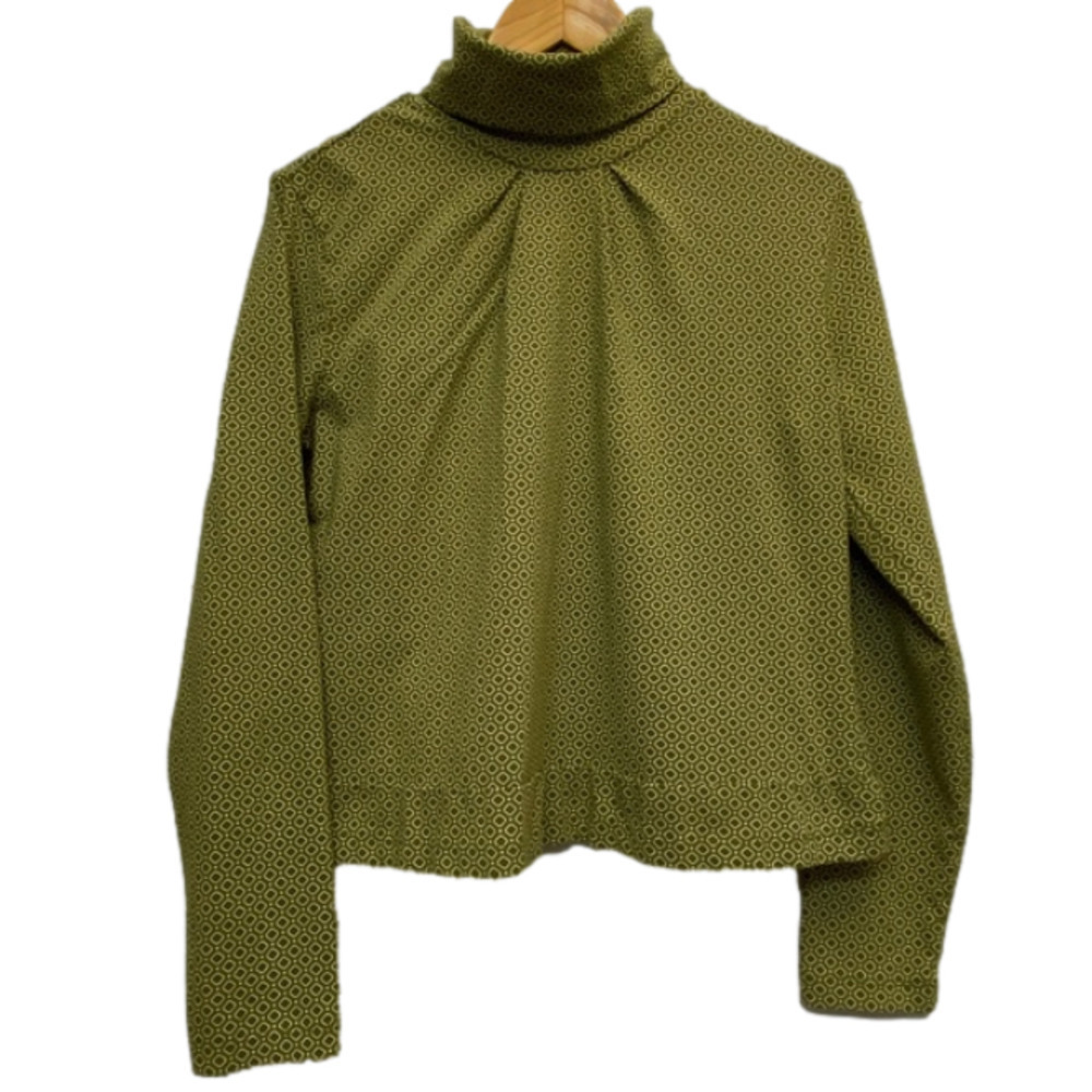 Jessica green and white geometric pattern turtle neck - please read description